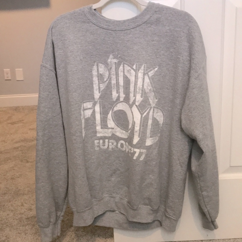 oversized pink floyd sweatshirt